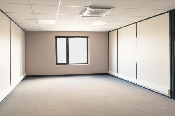 Bureau à vendre, 360 m² - Annemasse 74100