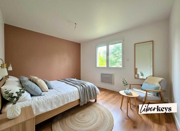 Appartement T5 avec balcon et place de parking