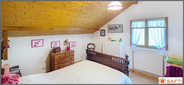 VILLA TRADITIONNELLE TRÈS SOIGNÉE DE 1998.