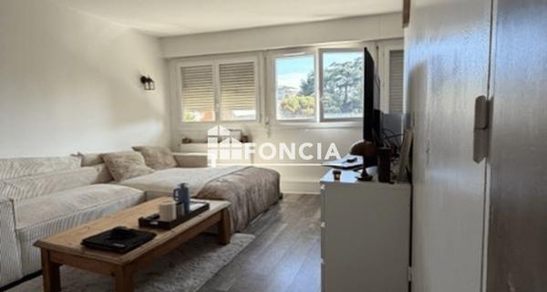 À vendre Appartement 3 pièces 57.6 m² - Bordeaux 33800