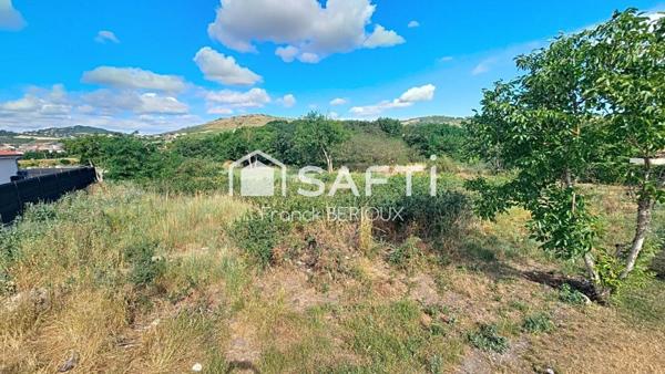 TERRAIN CONSTRUCTIBLE VIABILISE LIBRE DE CONSTRUCTEUR