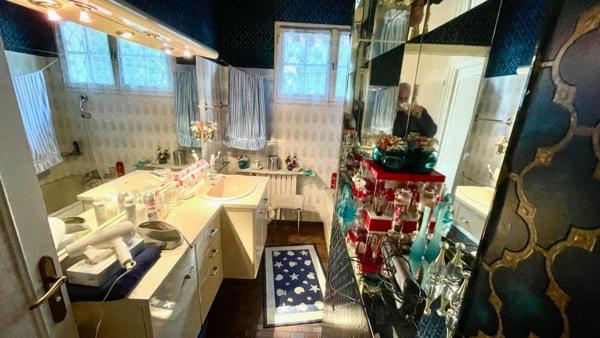 Maison Familiale sur terrain de 1385 m2, surface au sol de 191m2