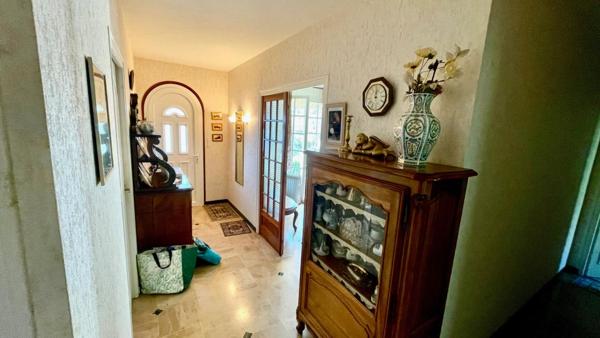 Maison Familiale sur terrain de 1385 m2, surface au sol de 191m2