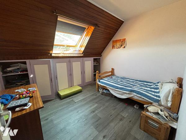 À VENDRE ? Spacieuse maison de 148 m² avec 5 chambres