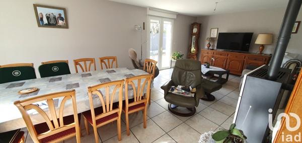 Pavillon 7 pièces de 148 m² à Ponts (50300)