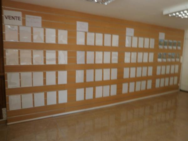 MAISON LIBRES 3 PIECES A RENOVER AVEC DEPENDANCES ET JARDIN  Bordes (36100)