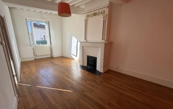 Vente Appartement P3 Centre village rénové(e) Chalamont   