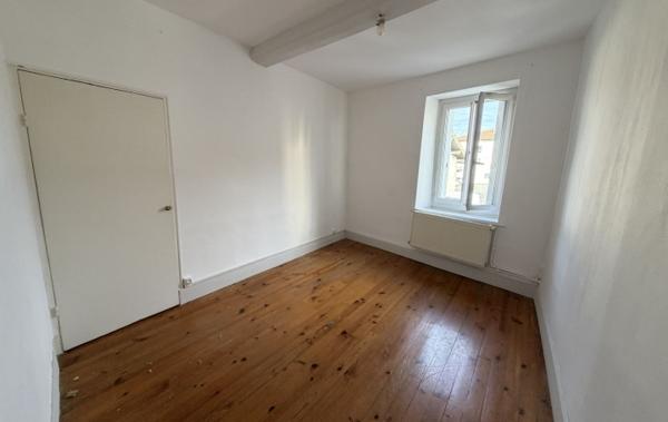 Vente Appartement P3 Centre village rénové(e) Chalamont   