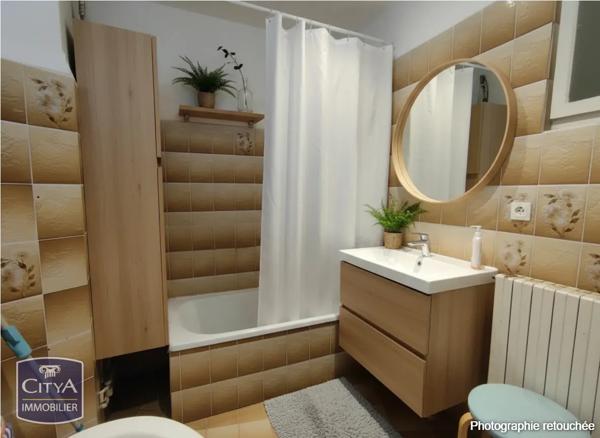 Appartement à vendre 4 pièces 88.9m² Nîmes (30900)