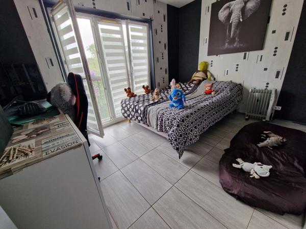 Maison à vendre 5 pièces proche CONTREXEVILLE (88) avec TERRASSE  GARAGE et TERRAIN clos