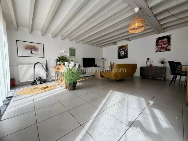 Vente                                                      Appartement
                        
                     4 pièces                      97 m2                     à Clermont-Ferrand