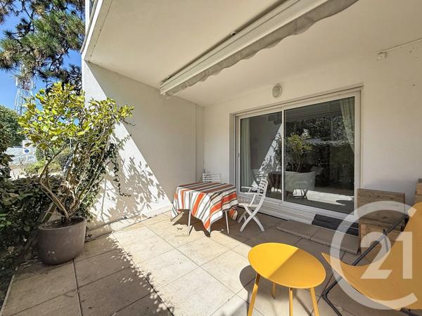 Appartement à vendre  3 pièces - 69,75 m 2   LA BAULE  - 44