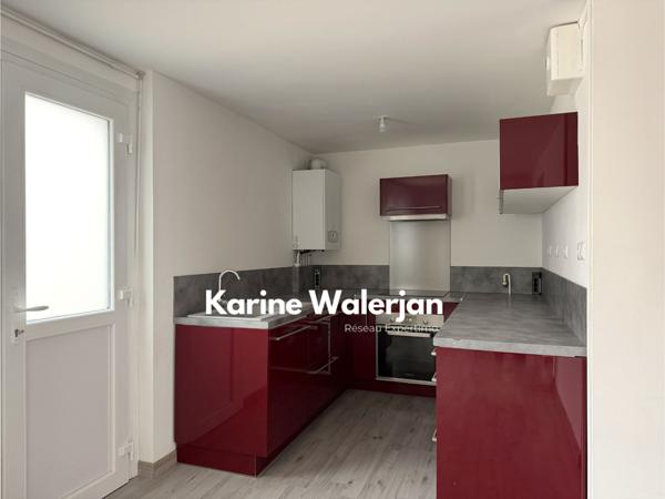 Courrières (62710) MAISON 5 PIECES 102M2 AGREABLE COUR - GARAGE