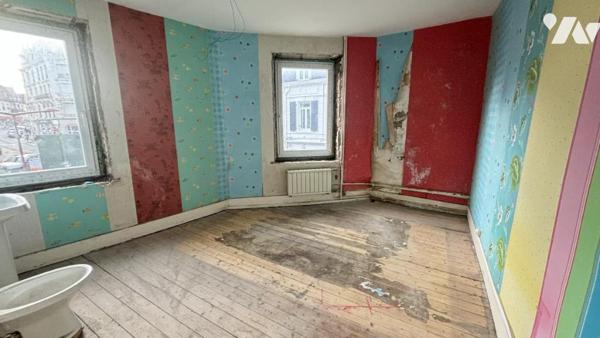 Immeuble à usage commercial et d'habitation