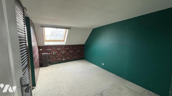 Immeuble à usage commercial et d'habitation