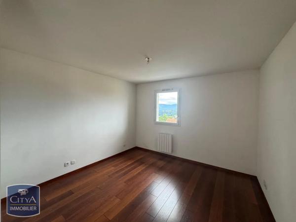 Appartement à louer 3 pièces 67.4m²