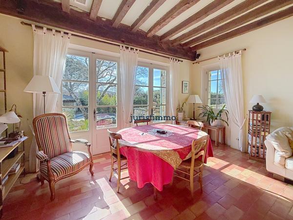 Vaison-la-Romaine (84110) AUX PORTES DE VAISON-LA-ROMAINE - PROPRIETE EN PIERRE SUR TERRAIN 8 500 m² AVEC PISCINE