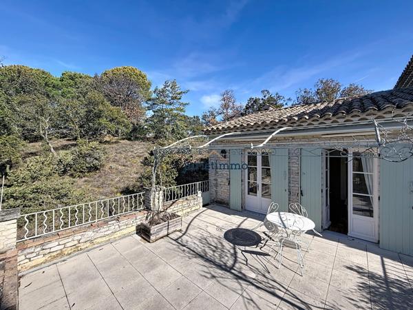 Vaison-la-Romaine (84110) AUX PORTES DE VAISON-LA-ROMAINE - PROPRIETE EN PIERRE SUR TERRAIN 8 500 m² AVEC PISCINE