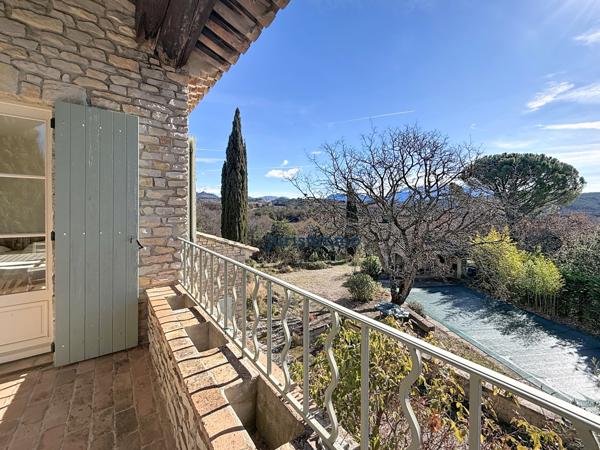 Vaison-la-Romaine (84110) AUX PORTES DE VAISON-LA-ROMAINE - PROPRIETE EN PIERRE SUR TERRAIN 8 500 m² AVEC PISCINE