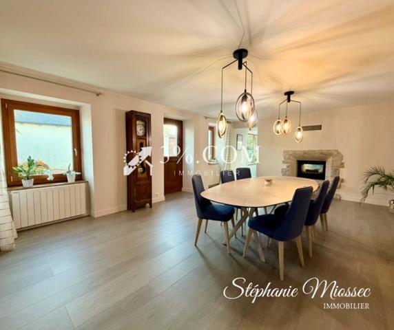 Maison 8 pièce(s) 6 chambre(s) 280 m²