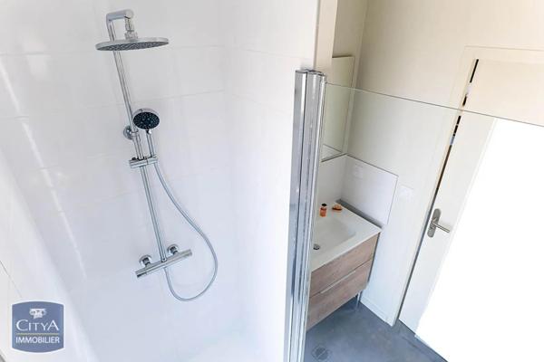 Appartement à louer 3 pièces 60.22m² Issoire (63500)
