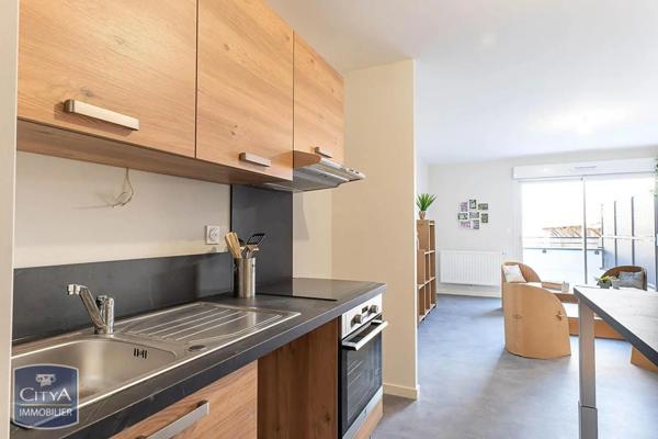 Appartement à louer 3 pièces 60.22m² Issoire (63500)