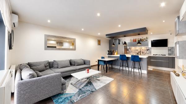 Appartement
         3 pièces
        - 70 m² Exclusivité 210 000 € *