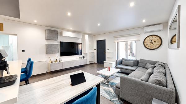 Appartement
         3 pièces
        - 70 m² Exclusivité 210 000 € *