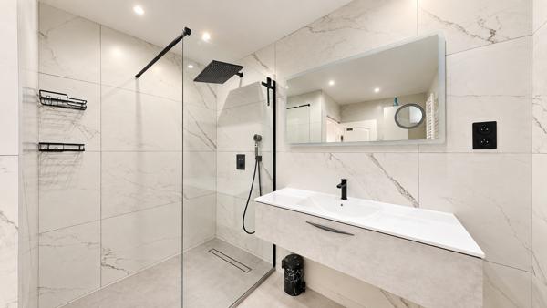 Appartement
         3 pièces
        - 70 m² Exclusivité 210 000 € *