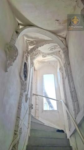 Vente                                                      Appartement
                        
                     3 pièces                      70 m2                     à Meung-sur-Loire