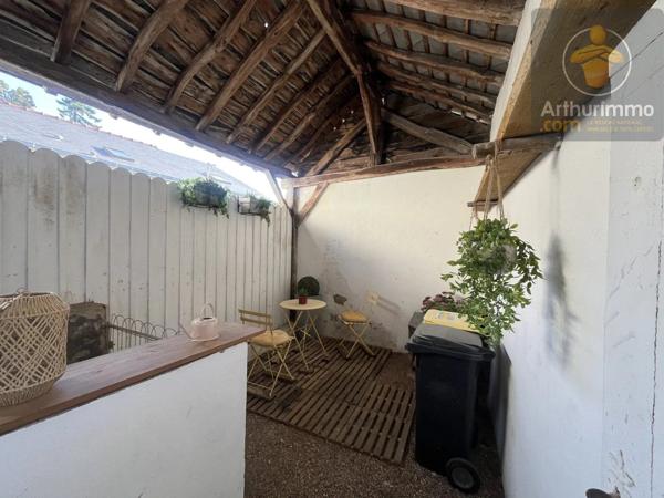 Vente                                                      Appartement
                        
                     3 pièces                      70 m2                     à Meung-sur-Loire