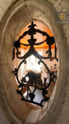 Vente                                                      Appartement
                        
                     3 pièces                      70 m2                     à Meung-sur-Loire