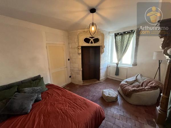 Vente                                                      Appartement
                        
                     3 pièces                      70 m2                     à Meung-sur-Loire