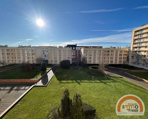 UNIVERSITE - T3 AVEC DEUX BALCONS, CAVE ET GARAGE PRIVATIF