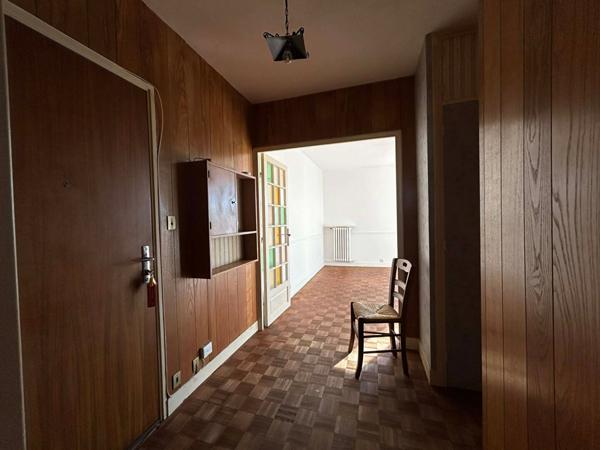 UNIVERSITE - T3 AVEC DEUX BALCONS, CAVE ET GARAGE PRIVATIF