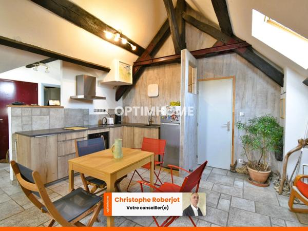 Appartement T3 atypique et avec beaucoup de charme au coeur de Buxy