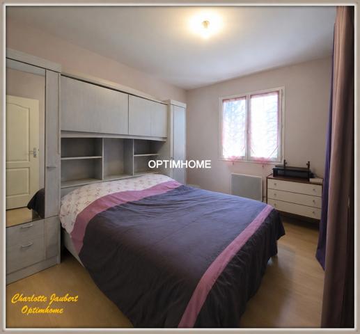 Maison à vendre 7 pièces Proche de CHALAIS (16)