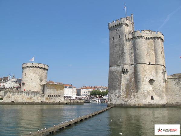 Local professionnel proche vieux port, cenre-ville et gare. La rochelle