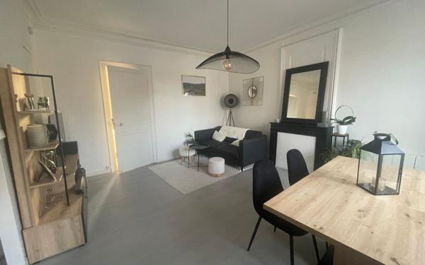 Appartement à louer    2 pièces •  Équeurdreville-Hainneville