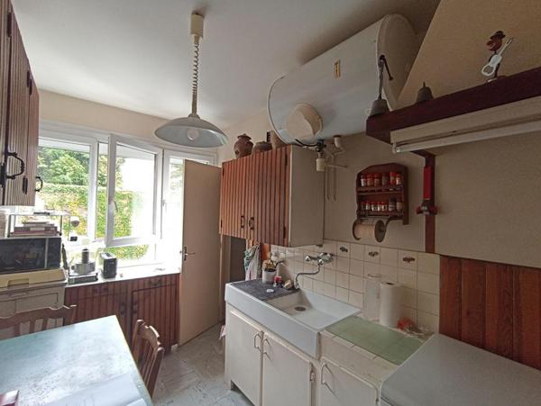 Appartement 73 m2, 1er étage, résidence ST GERMAIN à CHATEAUROUX, cave et garage