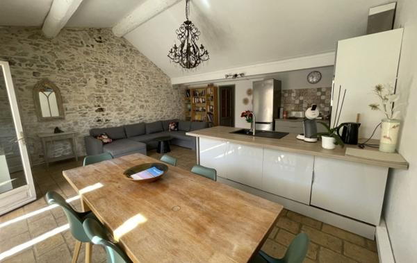 Vente Appartement P4 avec terrasse Intra muros Aigues-mortes