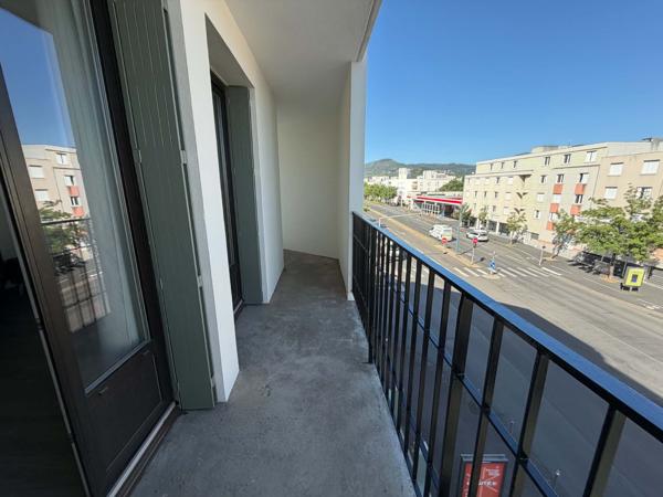 Appartement 3 pièce(s) 2 chambre(s) 78 m²