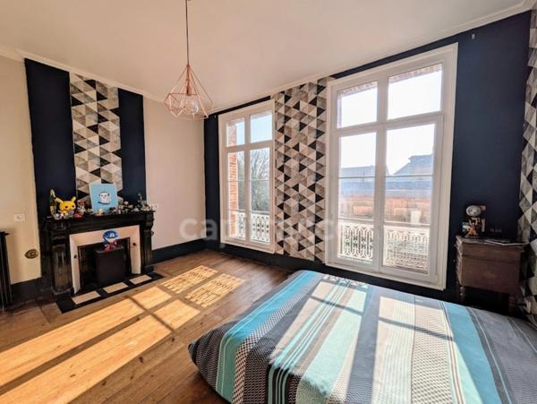 Demeure d’exception au cœur d’Aumale – Prix ajusté