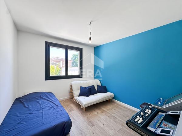 Villa plain pied environnement calme et piscine