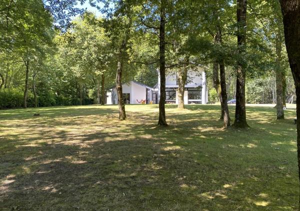 Villa d'exception 400 m² aux portes de Nantes dans un parc 13.000 m²