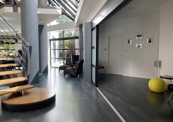 Villa d'exception 400 m² aux portes de Nantes dans un parc 13.000 m²