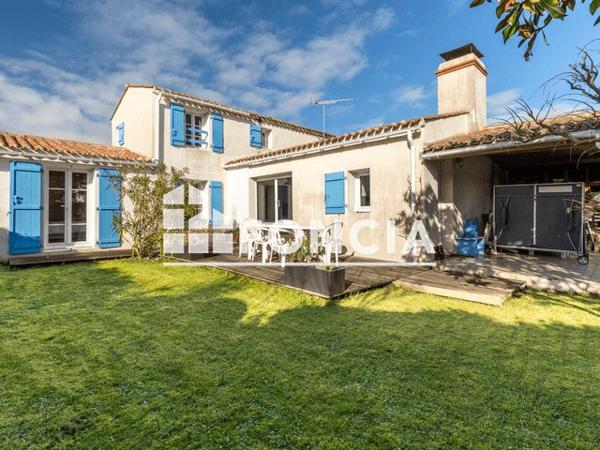 À vendre Maison 5 pièces 95 m² - L'épine 85740