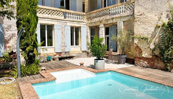 Maison de caractère – Piscine – À pied de toutes les commodités