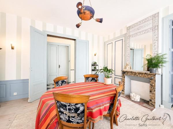 Maison de caractère – Piscine – À pied de toutes les commodités