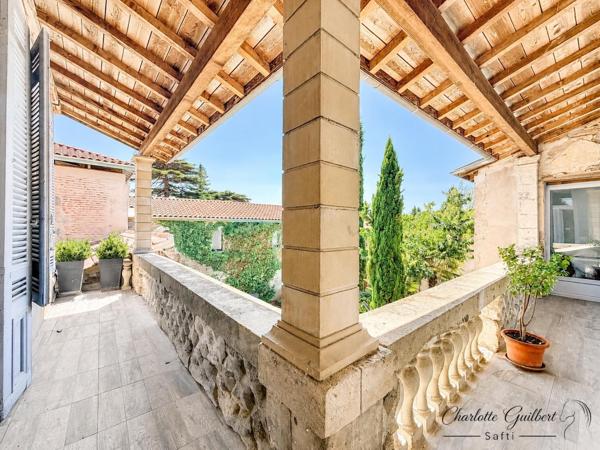Maison de caractère – Piscine – À pied de toutes les commodités